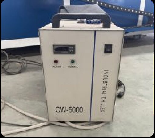 Dual-temperature chiller